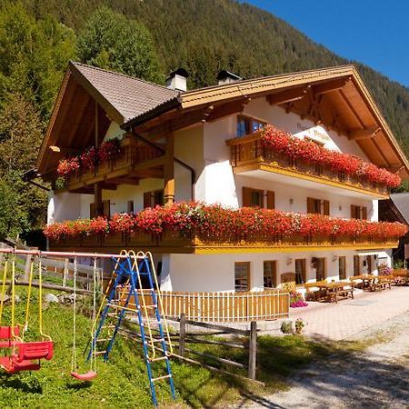 Garni Bergland Bed & Breakfast Racines Ngoại thất bức ảnh