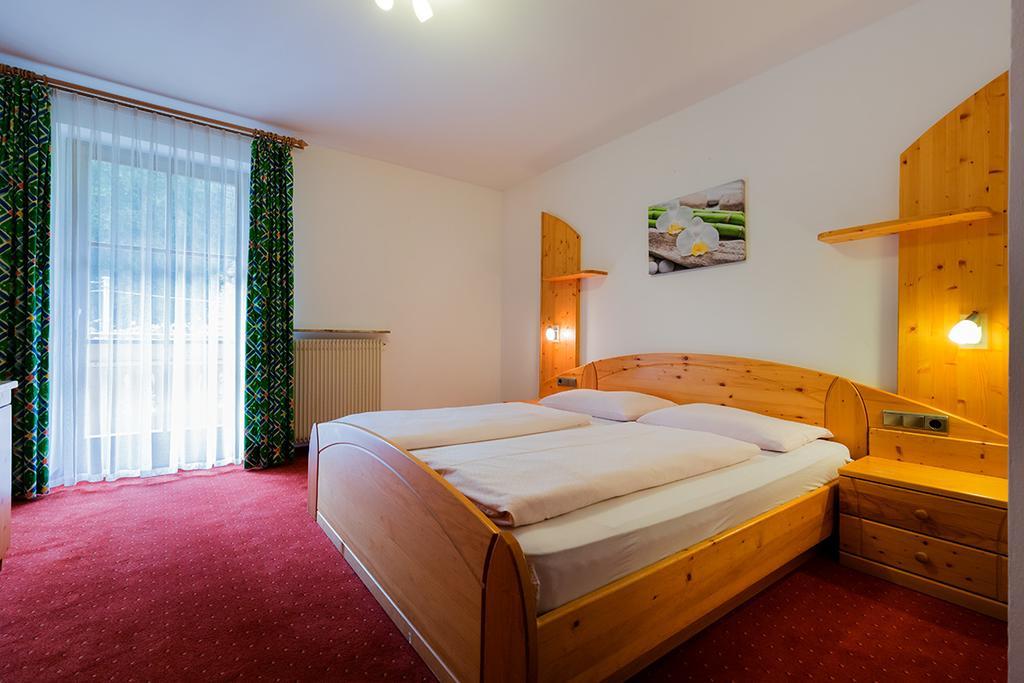 Garni Bergland Bed & Breakfast Racines Ngoại thất bức ảnh
